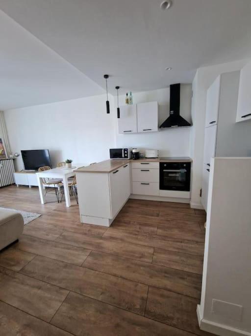 Appartement Cosy A 5 Min Des Plages Hyères Kültér fotó