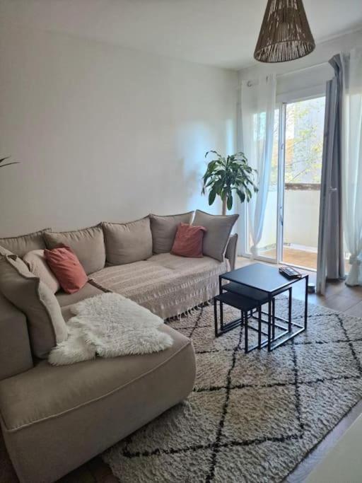 Appartement Cosy A 5 Min Des Plages Hyères Kültér fotó