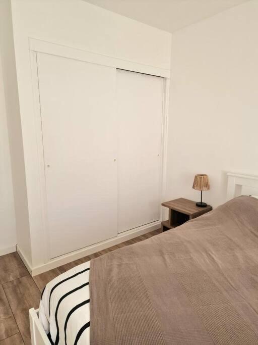 Appartement Cosy A 5 Min Des Plages Hyères Kültér fotó